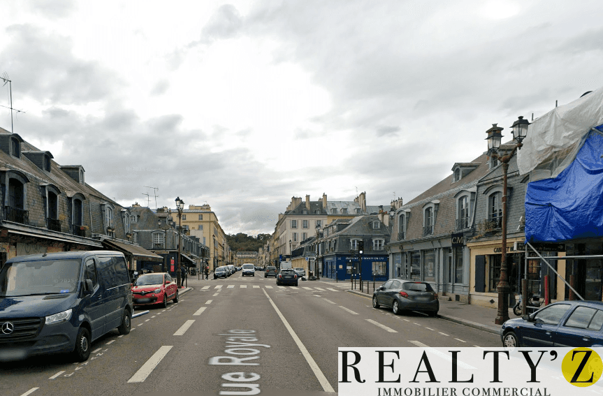 Local commercial · 248 m² · Location — photo 1