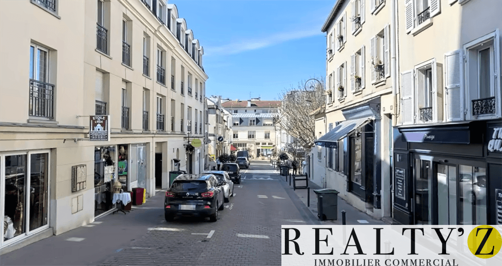 Local commercial · 175 m² · Location — photo 1