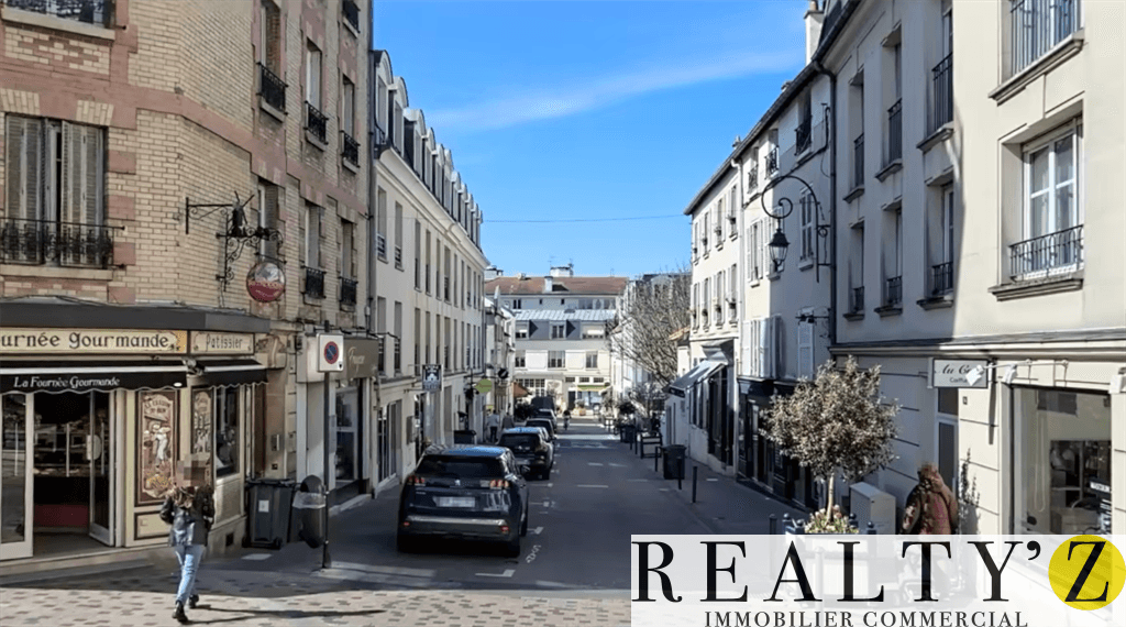 Local commercial · 175 m² · Location — photo 1