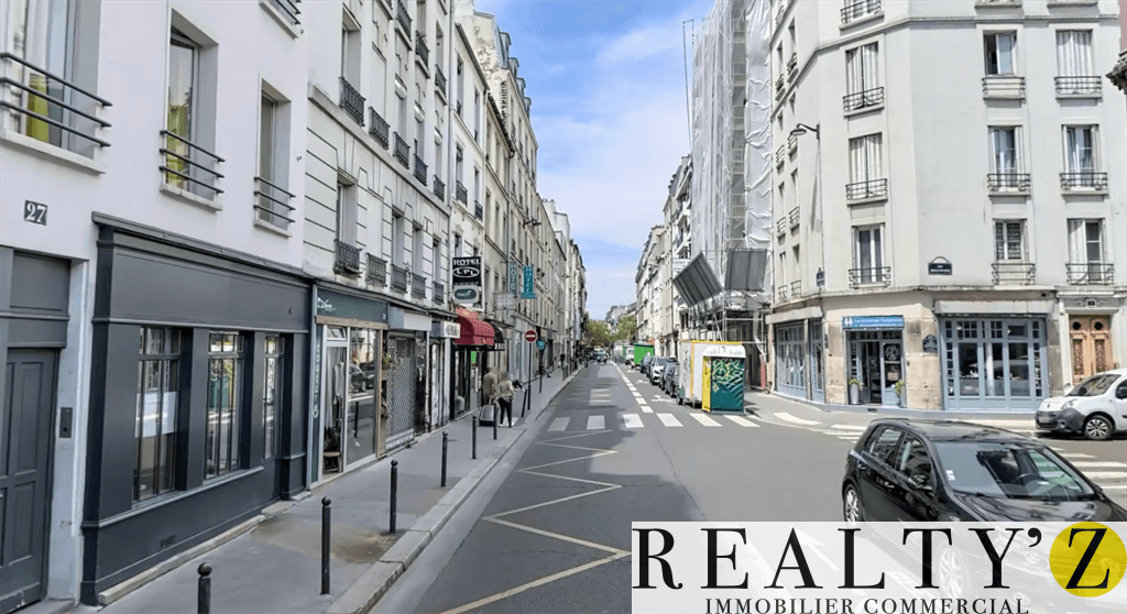 Local commercial · 380 m² · Location — photo 1