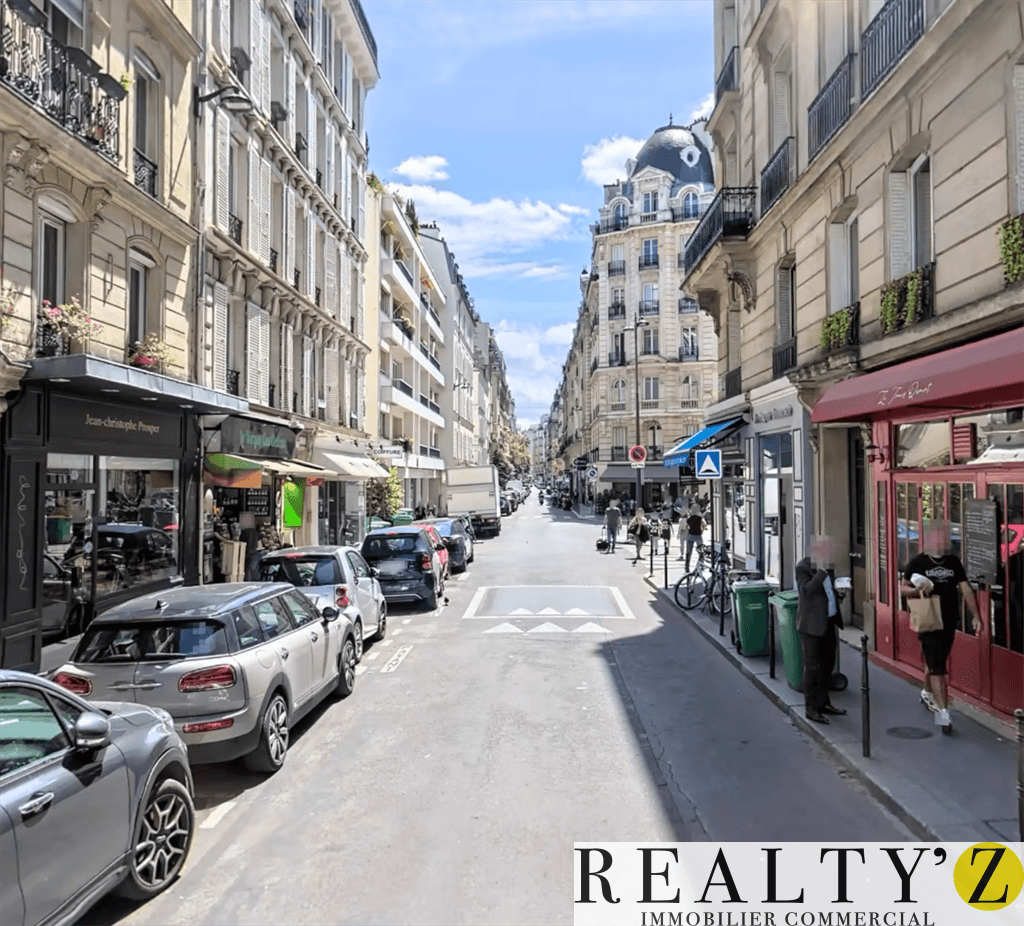 Local commercial · 181 m² · Location — photo 1