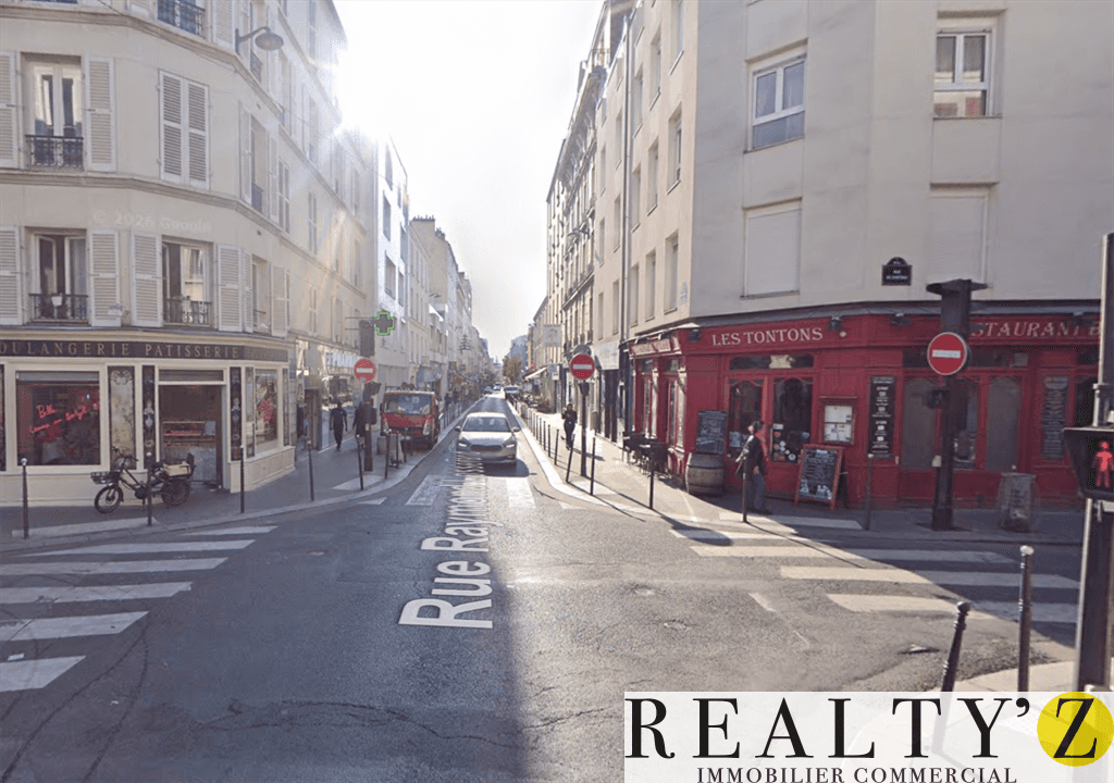 Local commercial · 74 m² · Location — photo 1