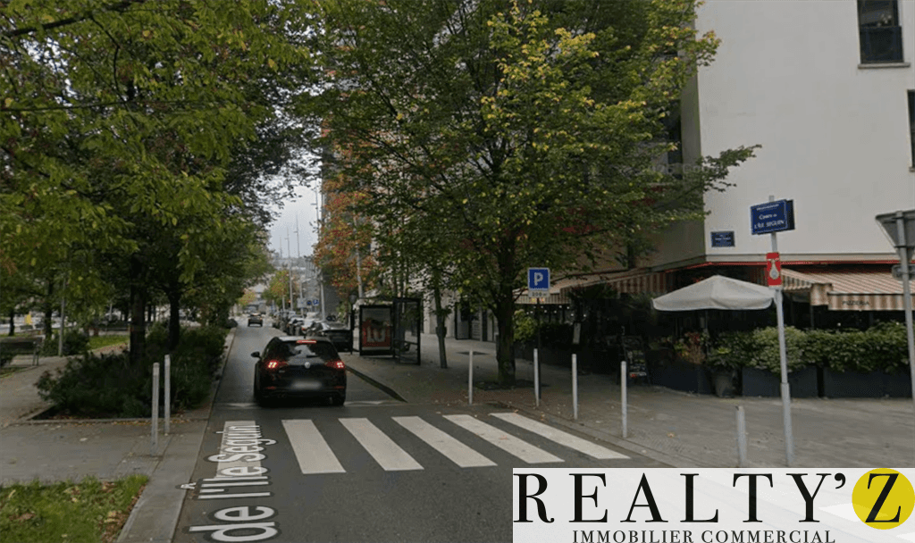 Local commercial · 164 m² · Location — photo 1