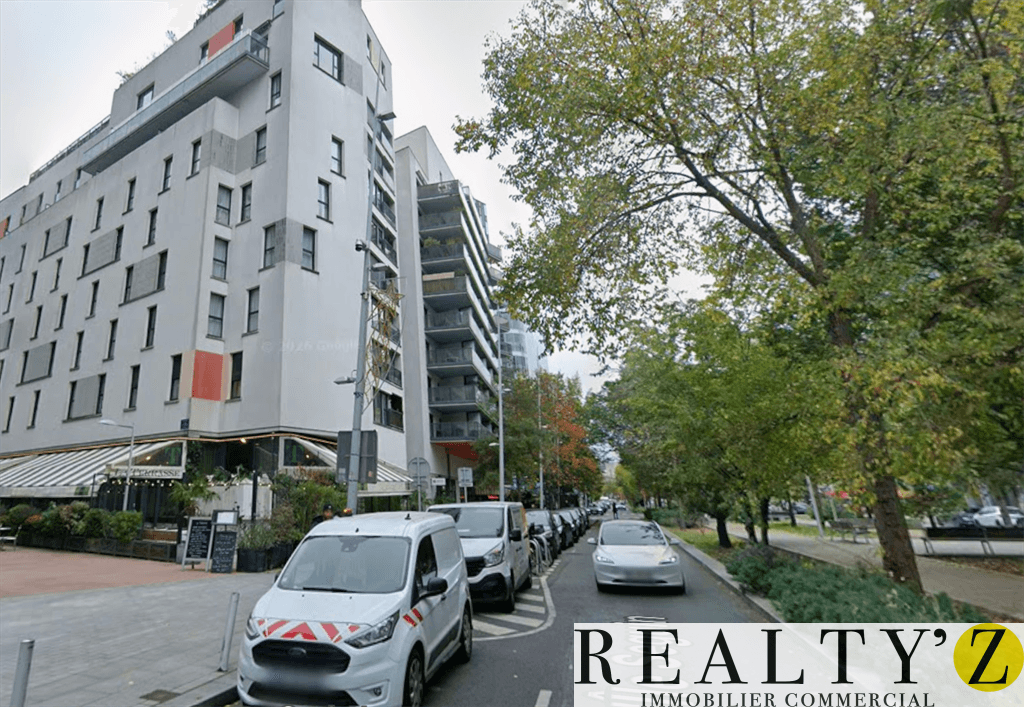 Local commercial · 164 m² · Location — photo 1