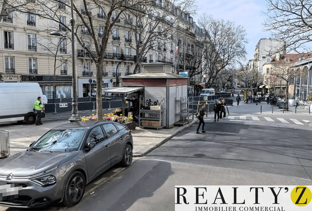 Local commercial · 98 m² · Location — photo 1