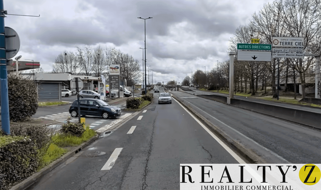 Local commercial · 1175 m² · Location — photo 1