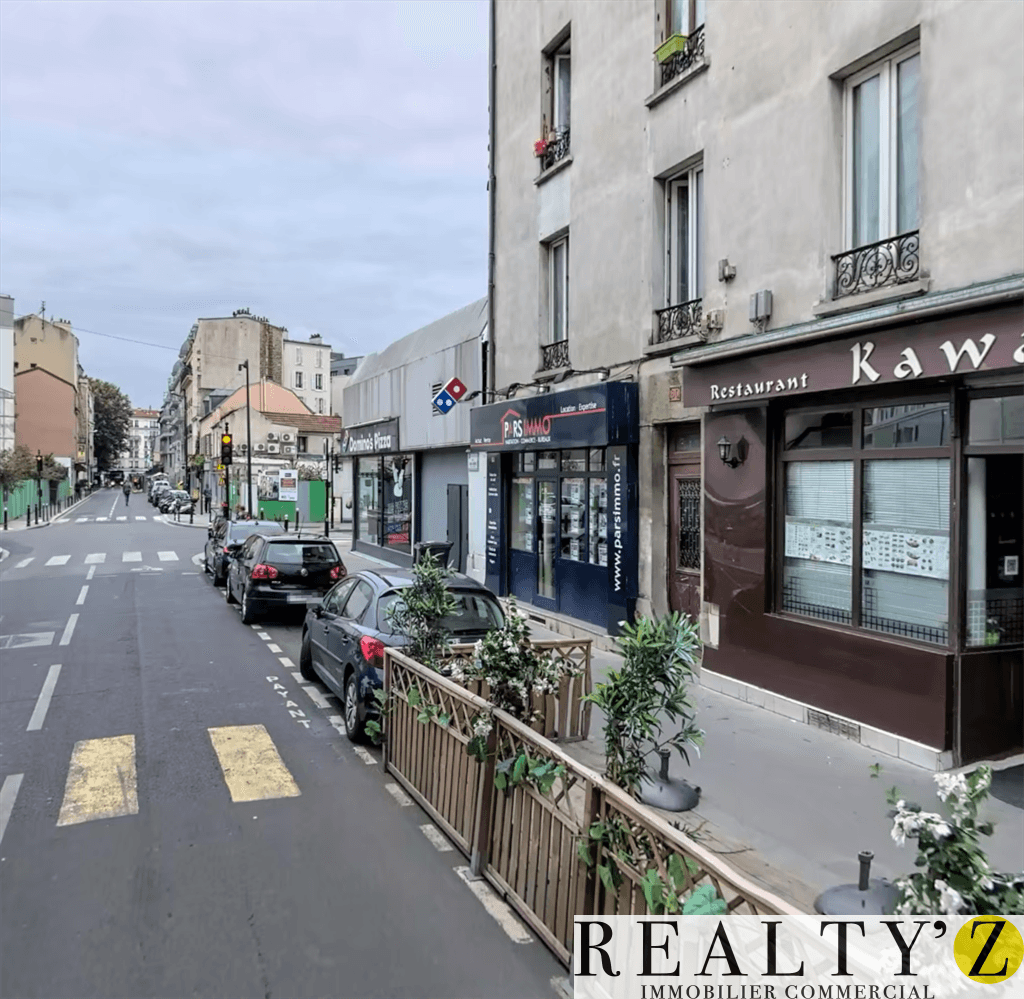 Local commercial · 56 m² · Location — photo 1