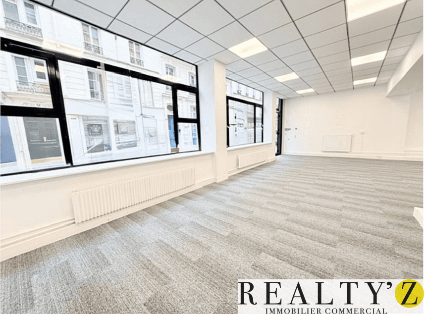 Local commercial · 177 m² · Location — photo 1