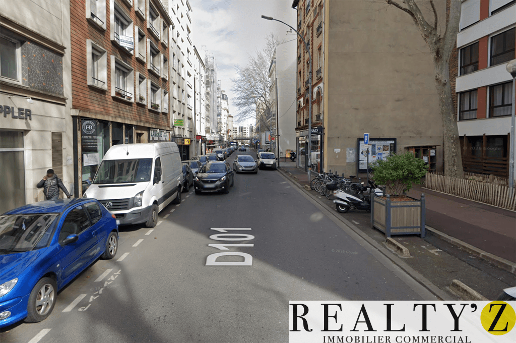 Local commercial · 66 m² · Location — photo 1
