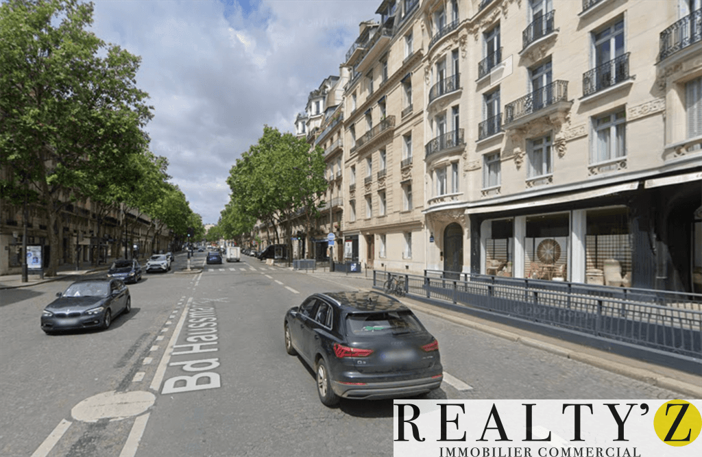 Local commercial · 25 m² · Location — photo 1
