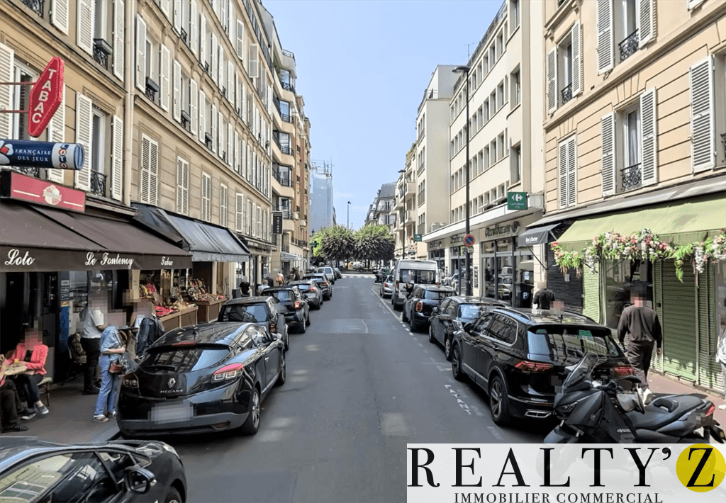 Local commercial · 125 m² · Location — photo 1