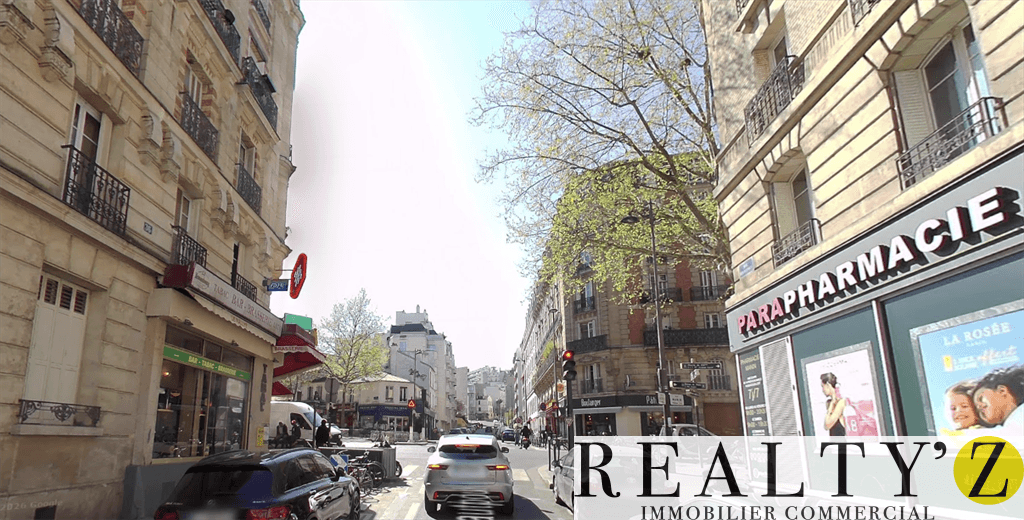 Local commercial · 525 m² · Location — photo 1