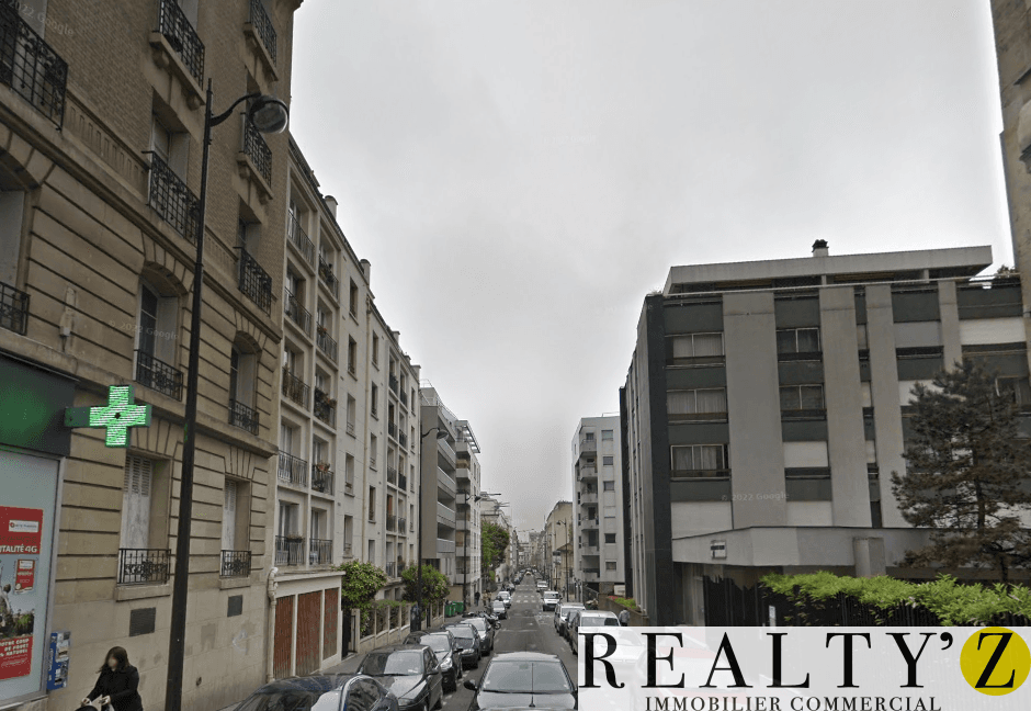 Local commercial · 525 m² · Location — photo 1