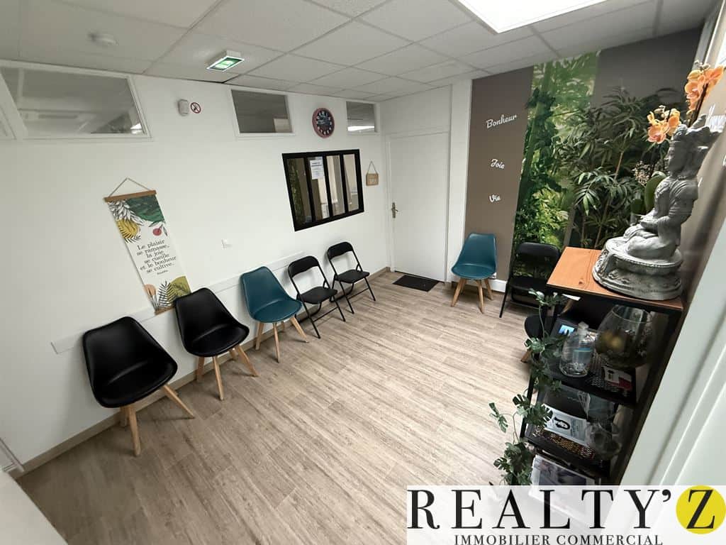 Local commercial · 175 m² · Achat des murs — photo 1