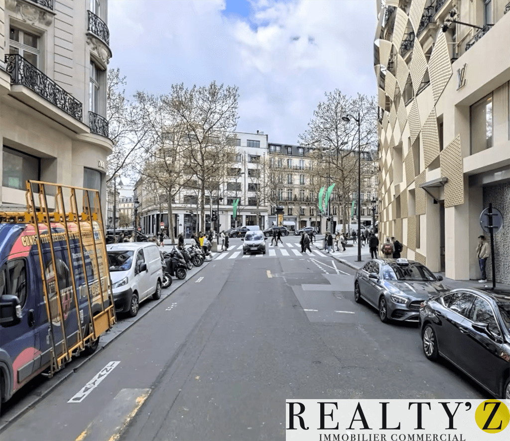 Local commercial · 196 m² · Location — photo 1