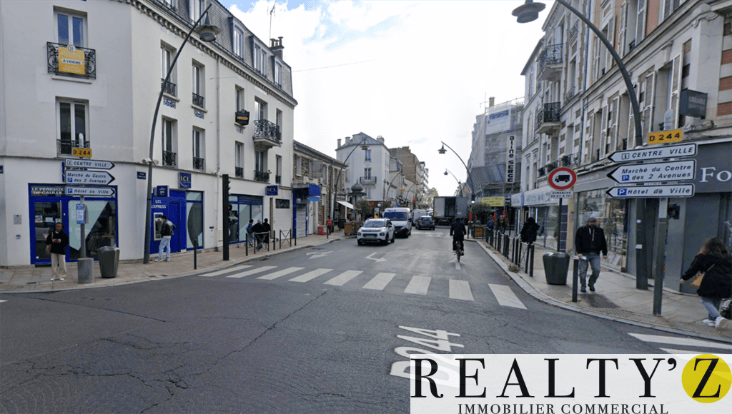 Local commercial · 69 m² · Location — photo 1