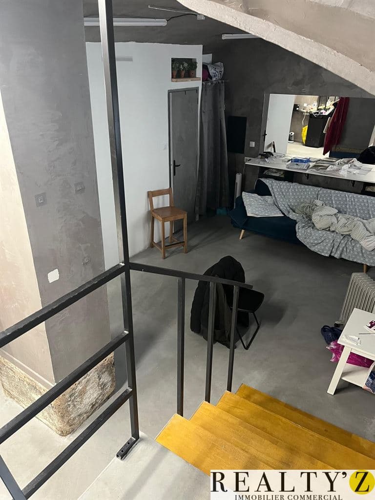 Local commercial · 34 m² · Achat des murs — photo 1