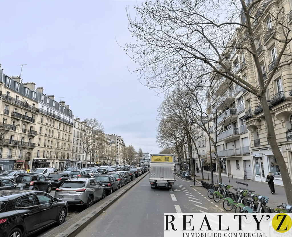 Murs commerciaux · 180 m² · Achat des murs — photo 1