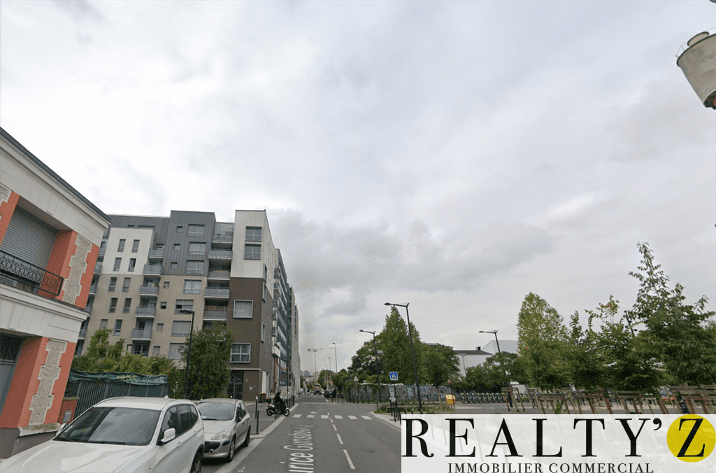 Local commercial · 170 m² · Location — photo 1