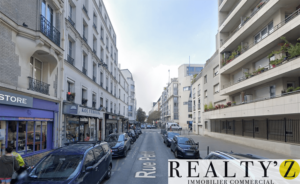 Local commercial · 360 m² · Location — photo 1