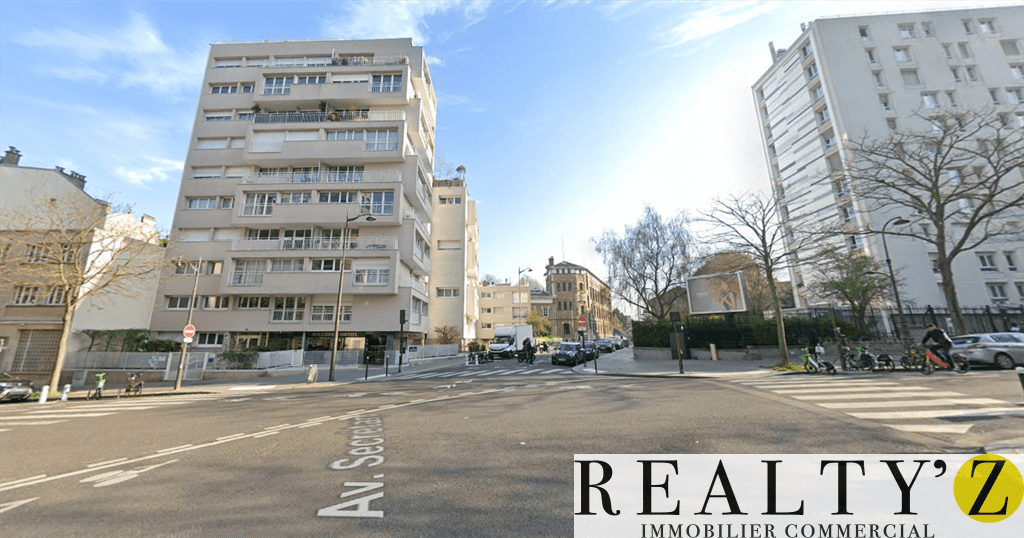 Local commercial · 70 m² · Location — photo 1
