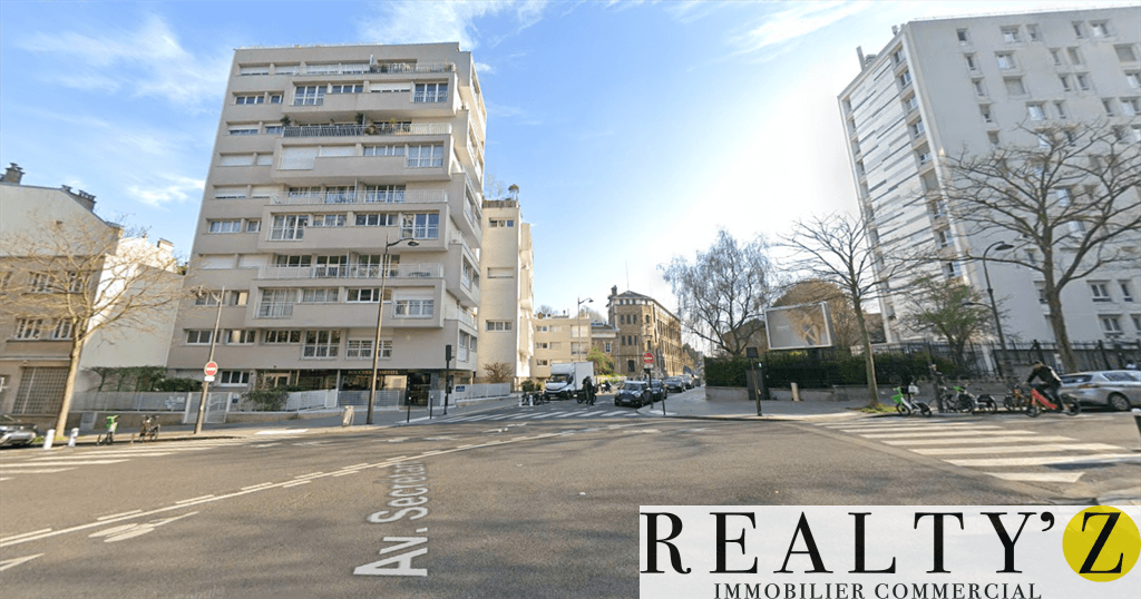 Local commercial · 70 m² · Location — photo 1