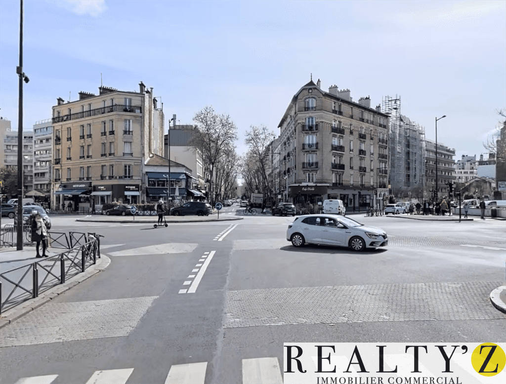 Local commercial · 250 m² · Location — photo 1
