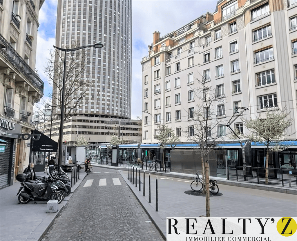 Local commercial · 16 m² · Location — photo 1
