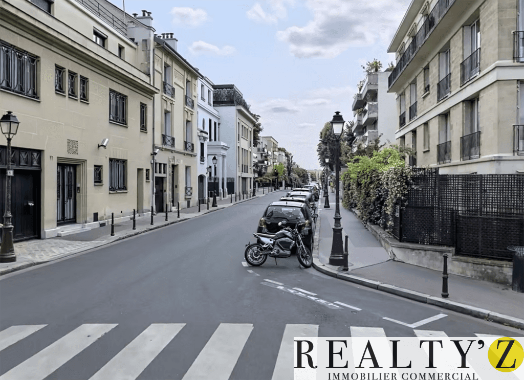 Murs commerciaux · 139 m² · Achat des murs — photo 1