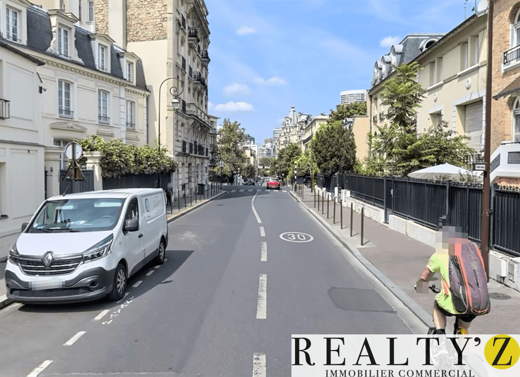 Murs commerciaux · 139 m² · Achat des murs — photo 1