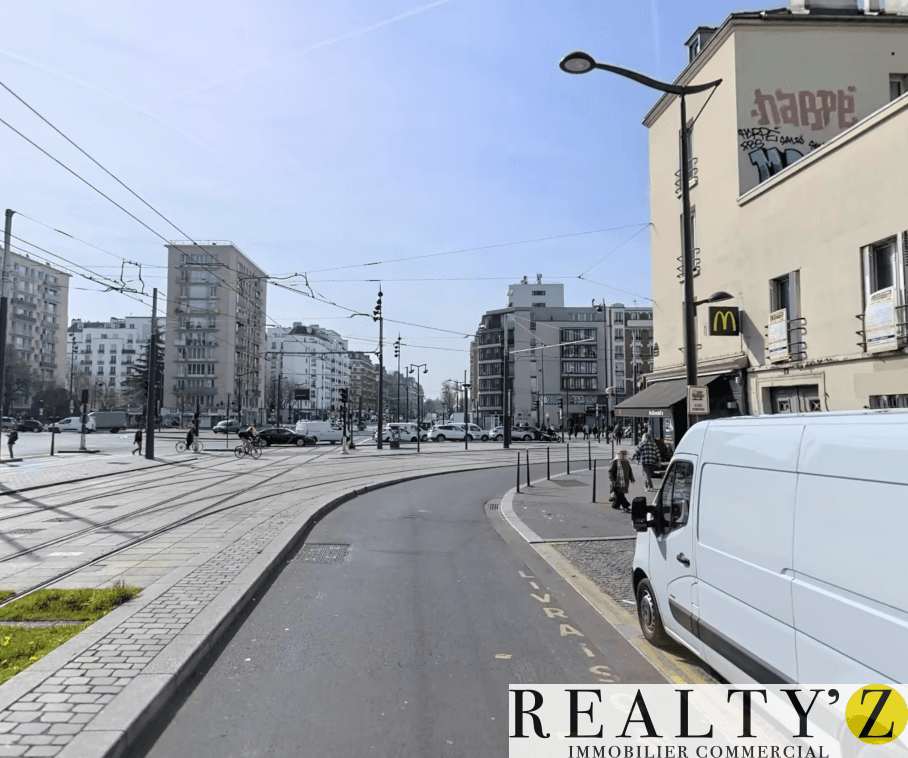 Local commercial · 280 m² · Location — photo 1