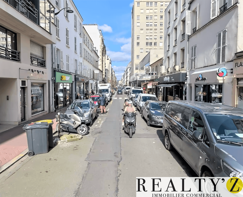 Local commercial · 105 m² · Location — photo 1