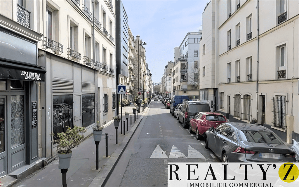 Local commercial · 48 m² · Location — photo 1