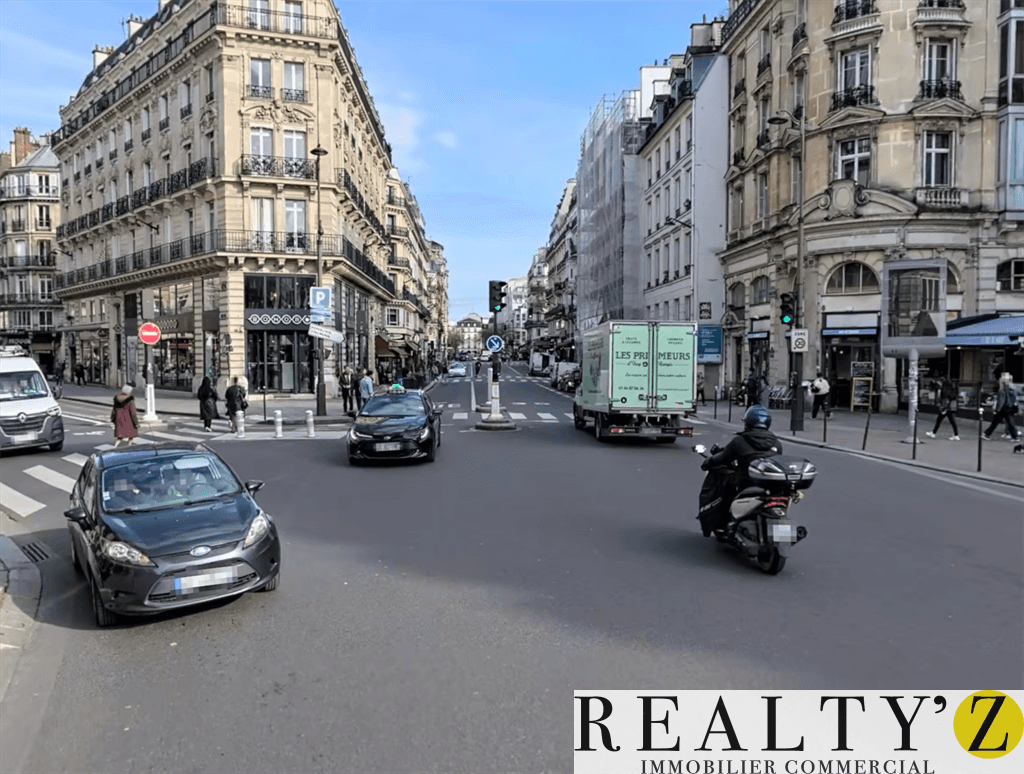 Local commercial · 141 m² · Location — photo 1