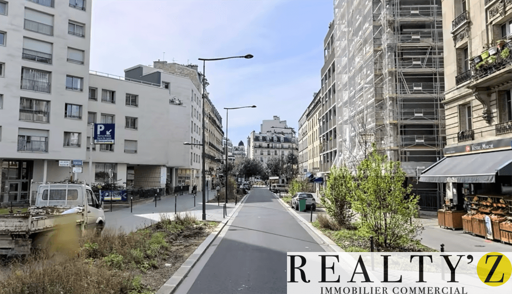 Local commercial · 1269 m² · Achat des murs — photo 1