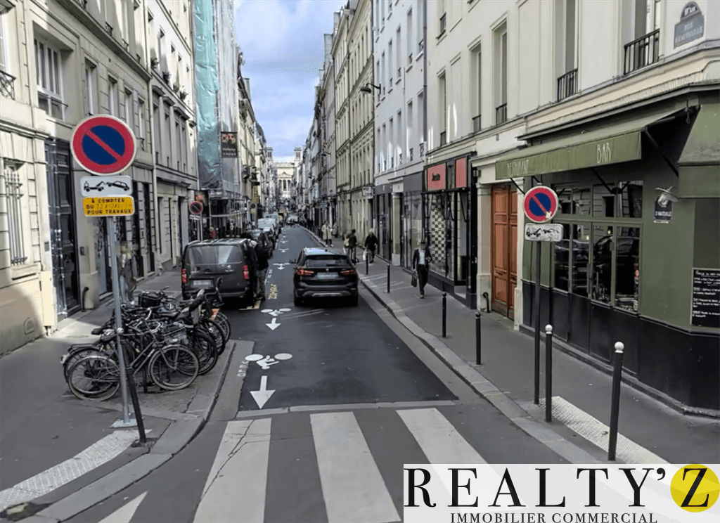 Local commercial · 48 m² · Location — photo 1