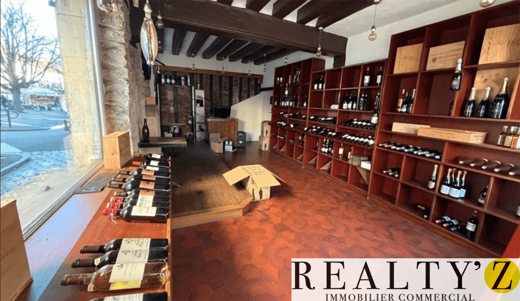 Local commercial · 110 m² · Location — photo 1