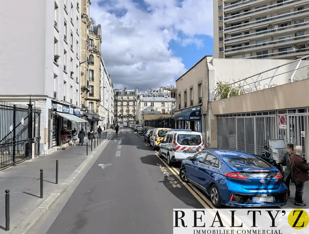 Local commercial · 30 m² · Location — photo 1