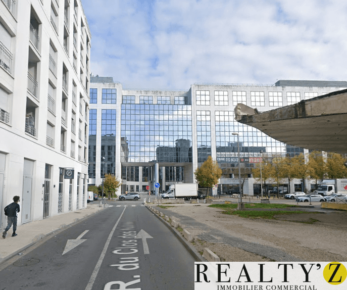 Local commercial · 200 m² · Location — photo 1