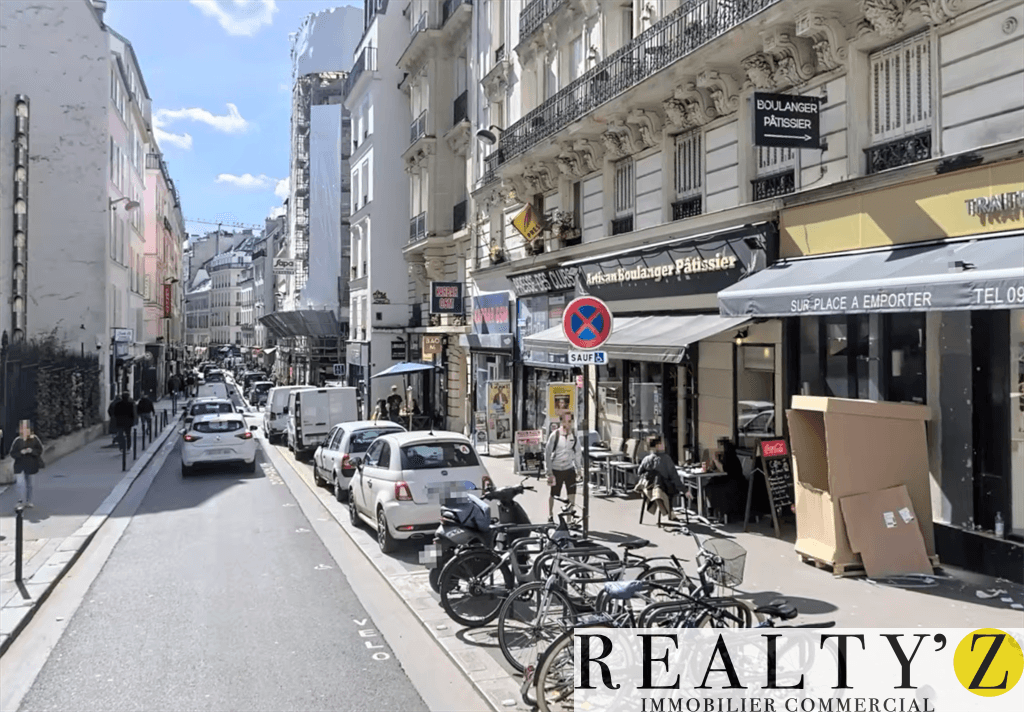 Local commercial · 61 m² · Location — photo 1