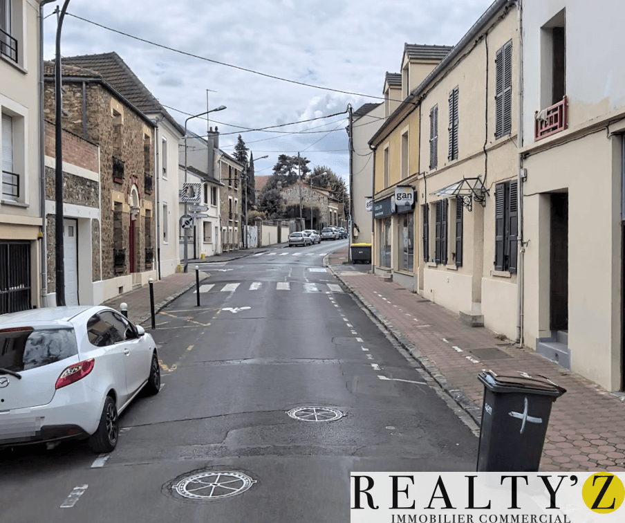 Local commercial · 43 m² · Achat des murs — photo 1