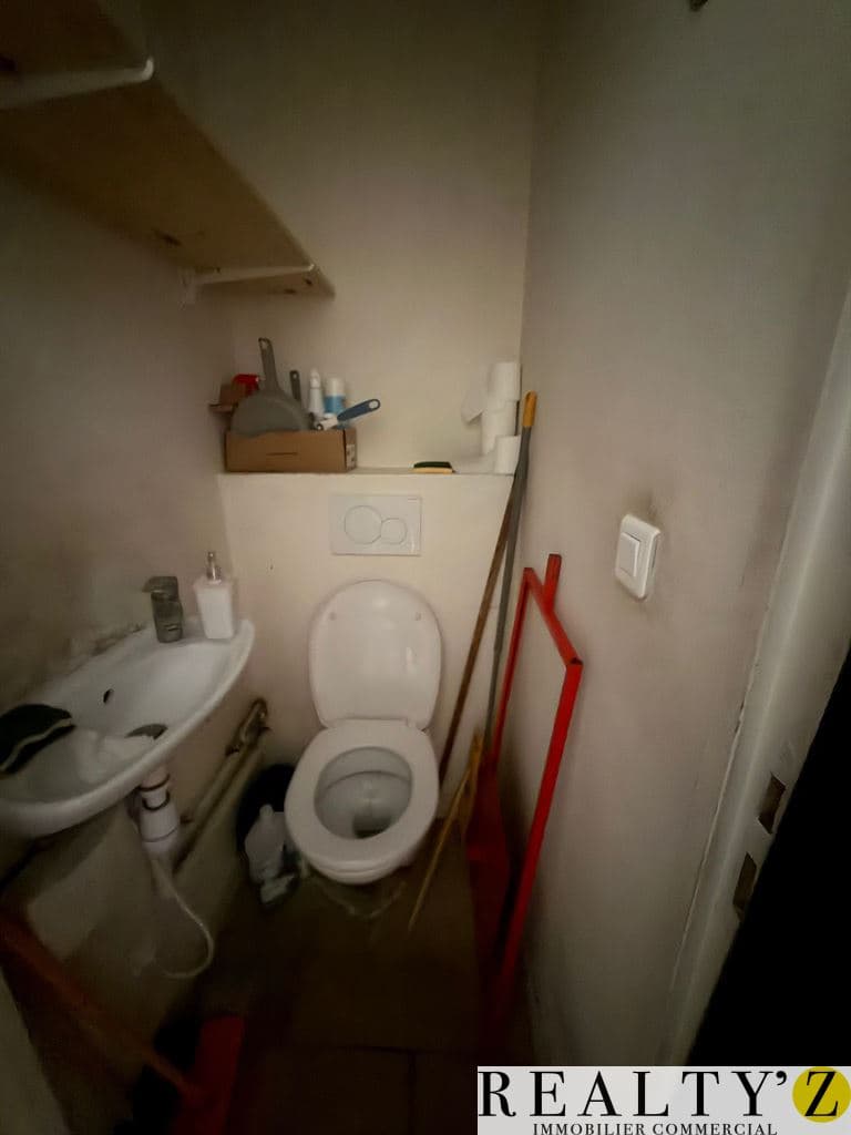 Local commercial · 20 m² · Location — photo 1