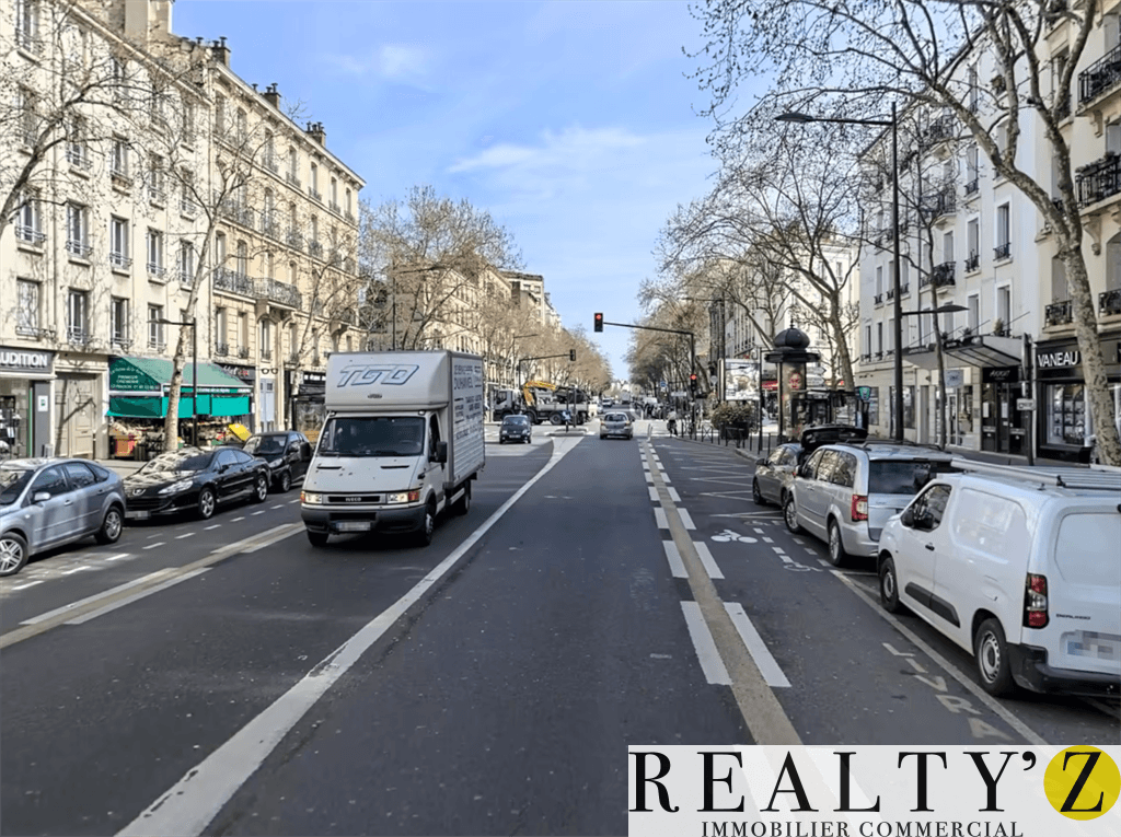 Local commercial · 150 m² · Location — photo 1