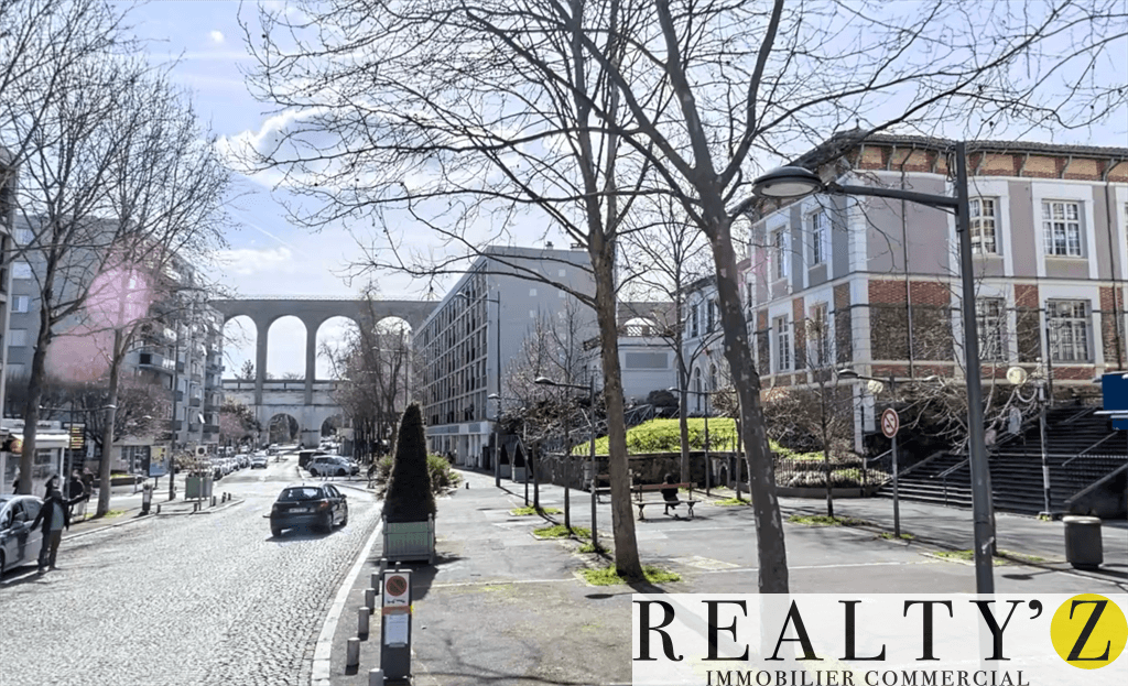 Murs commerciaux · 148 m² · Achat des murs — photo 1