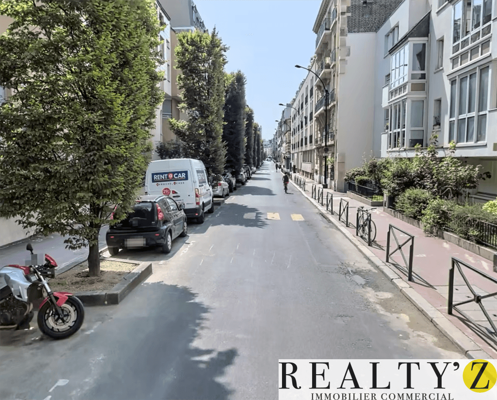 Local commercial · 170 m² · Achat des murs — photo 1