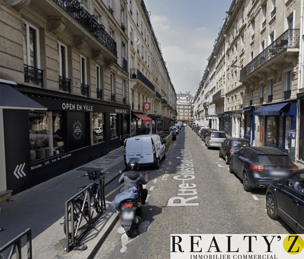 Local commercial · 51 m² · Location — photo 1
