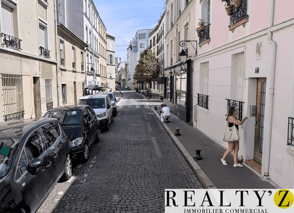 Local commercial · 105 m² · Location — photo 1