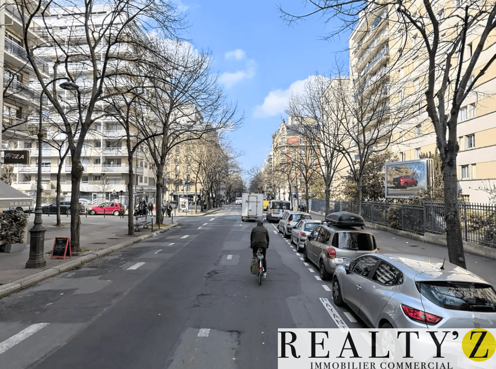 Murs commerciaux · 370 m² · Achat des murs — photo 1