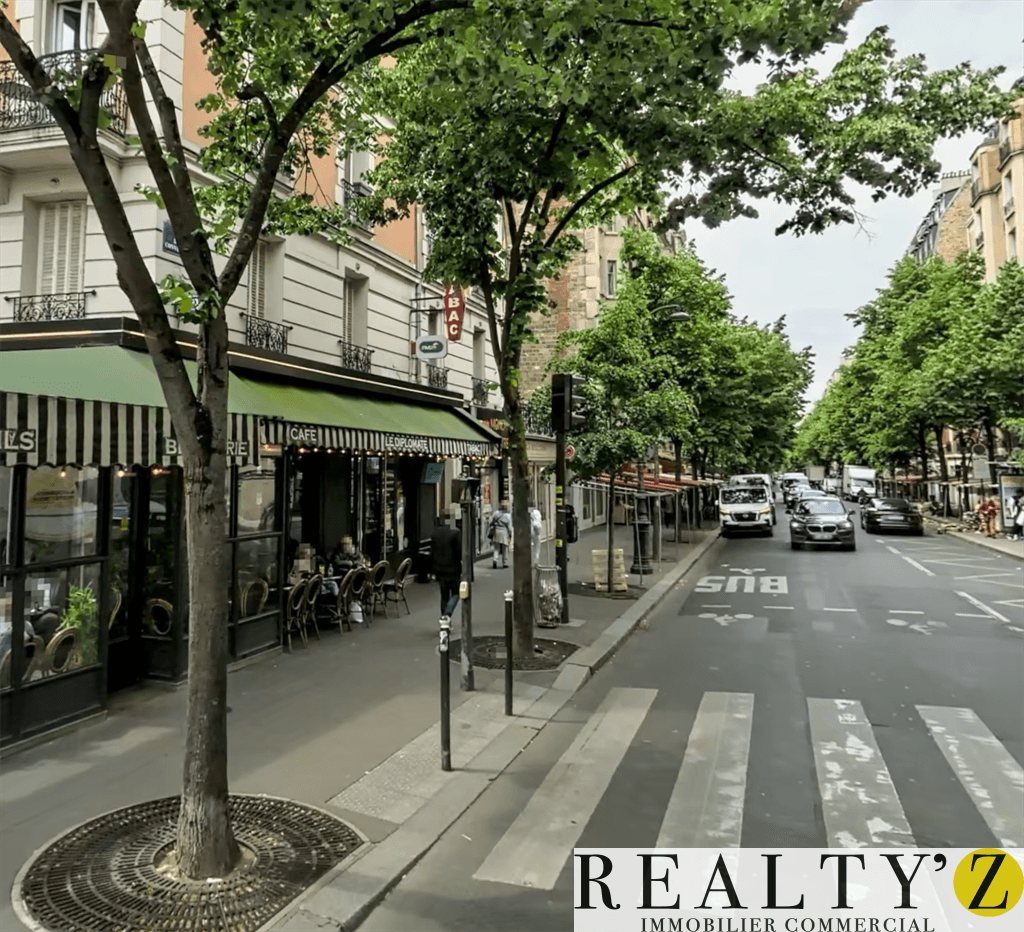 Local commercial · 67 m² · Location — photo 1