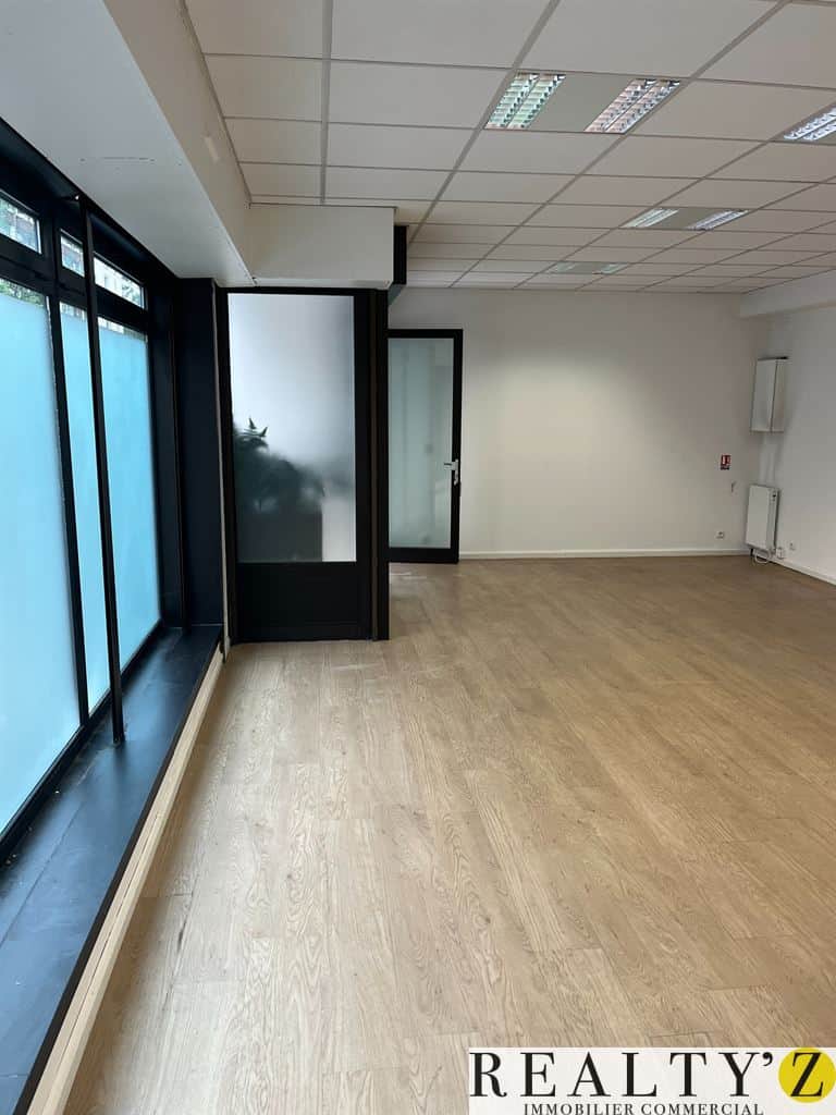 Murs commerciaux · 42 m² · Achat des murs — photo 1